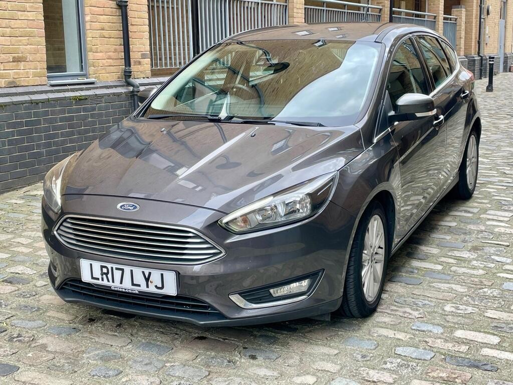 Used Ford Focus 2017 for sale - 77231350: Photo 3