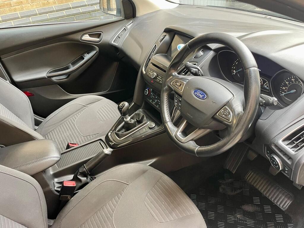 Used Ford Focus 2017 for sale - 77231350: Photo 6