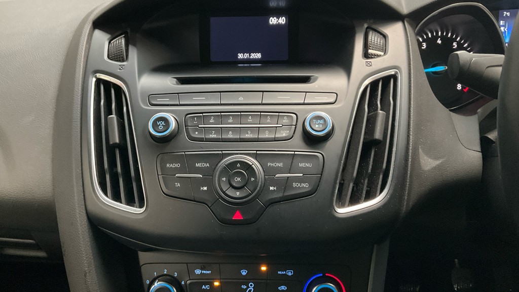 Used Ford Focus 2015 for sale - 77398378: Photo 13