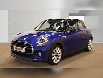 Used MINI Hatch 2019 for sale - 78770054: Photo