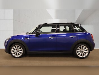 Used MINI Hatch 2019 for sale - 78770054: Photo