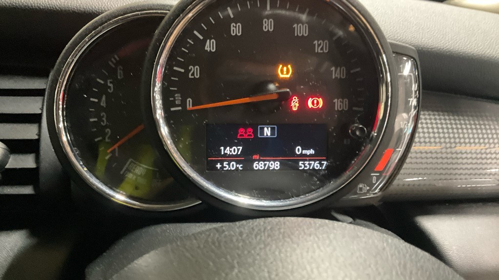 Used MINI Hatch 2018 for sale - 77231345: Photo 8