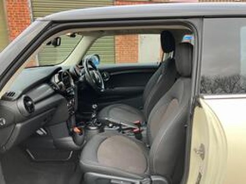 Used MINI Hatch 2018 for sale - 77231345: Photo 9