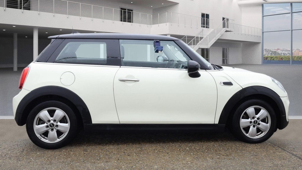 Used MINI Hatch 2019 for sale - 77231340: Photo 4