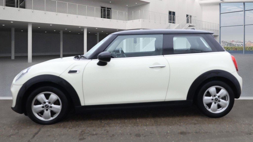 Used MINI Hatch 2019 for sale - 77231340: Photo 5
