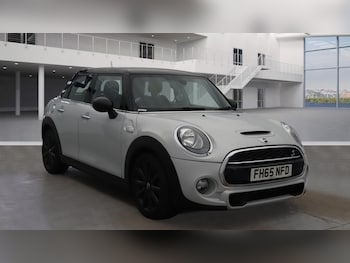 Used MINI Hatch 2016 for sale - 77687667: Photo
