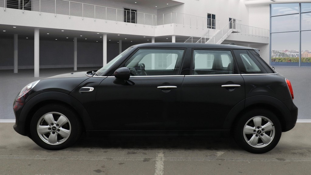 Used MINI Hatch 2018 for sale - 77231336: Photo 3