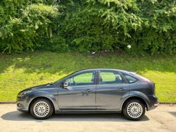 Used Ford Focus 2010 for sale - 74918892: Photo