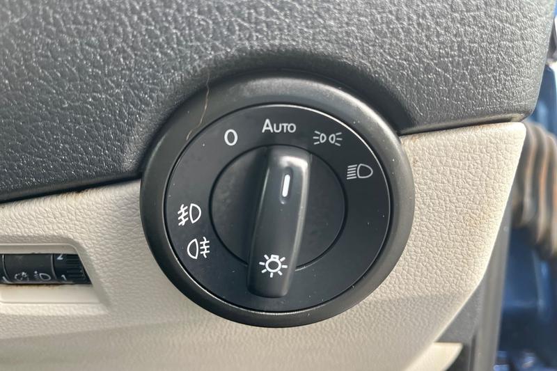 Used Volkswagen Transporter 2016 for sale - 77848733: Photo 16