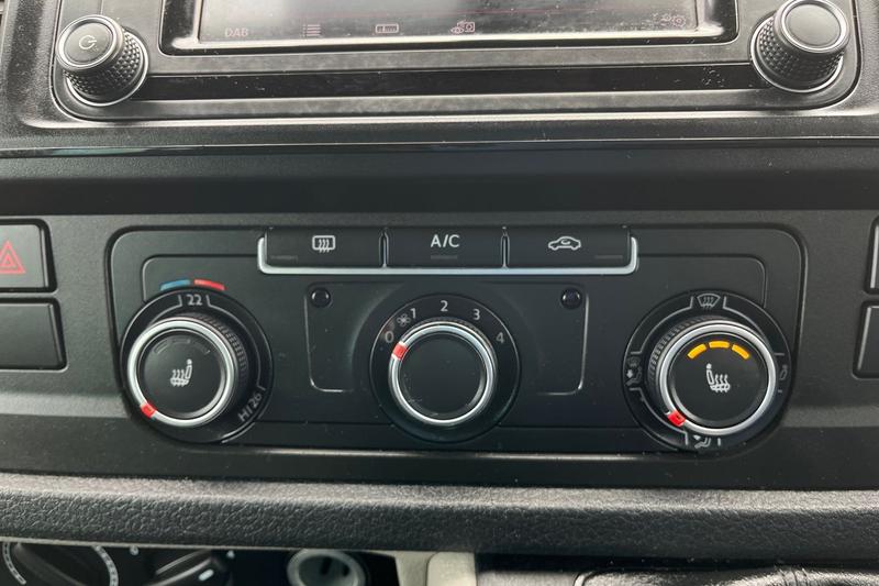 Used Volkswagen Transporter 2016 for sale - 77848733: Photo 25