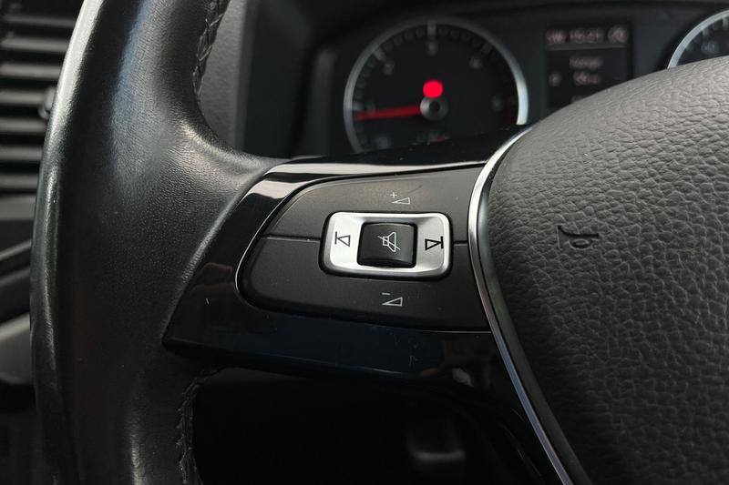 Used Volkswagen Amarok 2017 for sale - 76474409: Photo 25