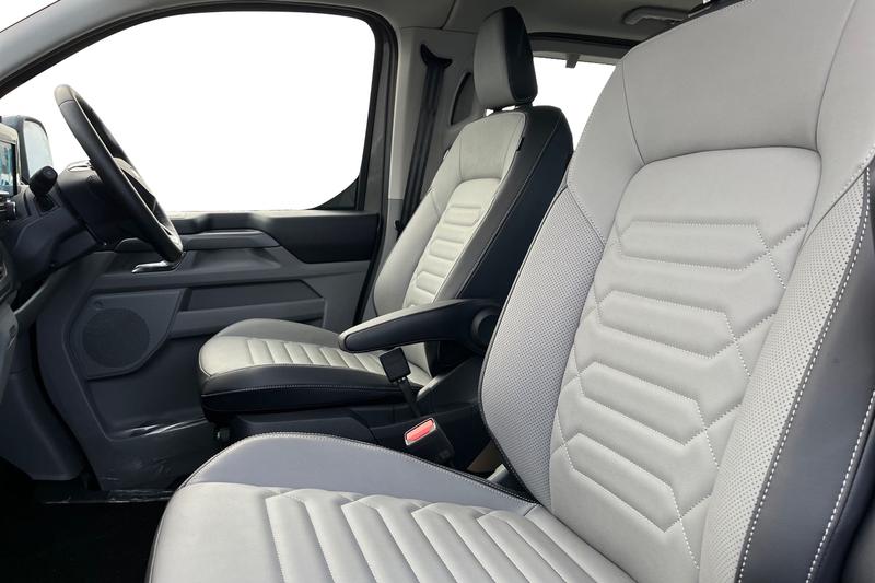 Used Ford Tourneo Custom 2025 for sale - 76603410: Photo 10