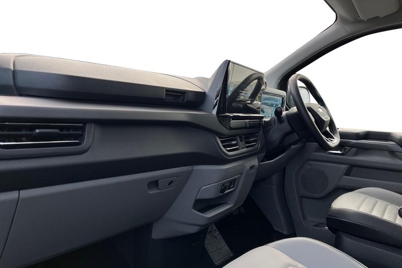 Used Ford Tourneo Custom 2025 for sale - 76603410: Photo 4