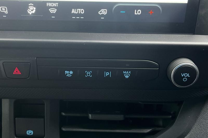 Used Ford Transit Custom 2024 for sale - 76038039: Photo 25
