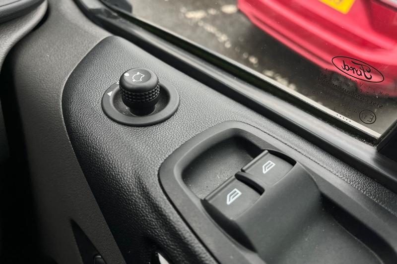 Used Ford Transit Custom 2022 for sale - 77855058: Photo 17