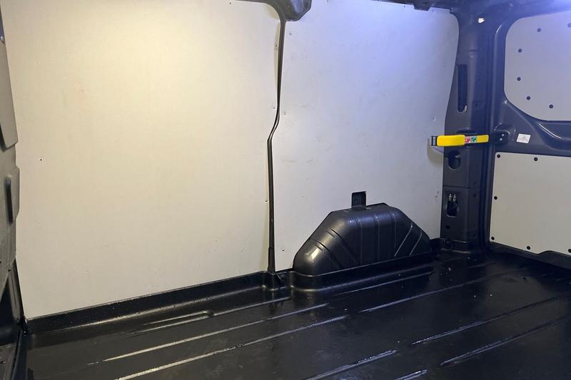 Used Ford Transit Custom 2022 for sale - 77339987: Photo 4