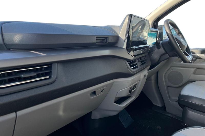 Used Ford Tourneo Custom 2025 for sale - 77718622: Photo 3