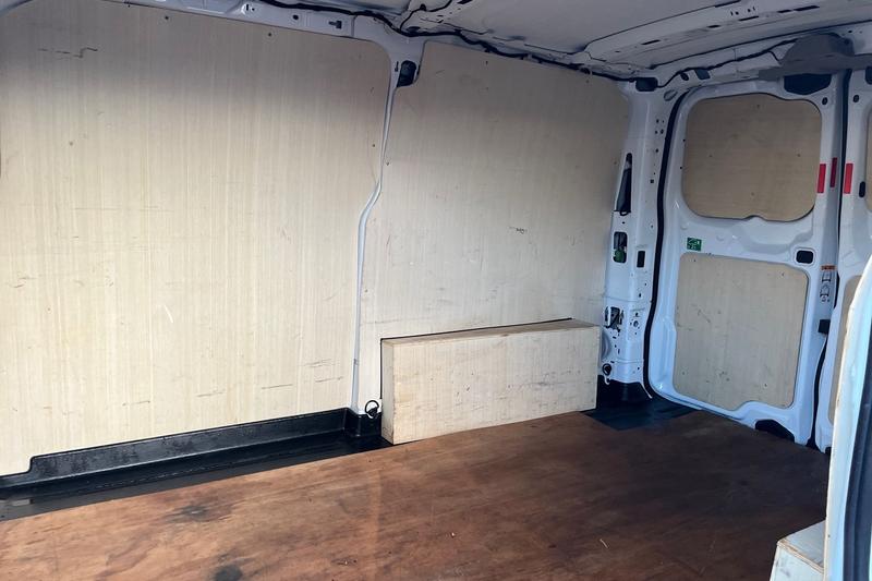 Used Ford Transit Custom 2024 for sale - 76557374: Photo 5