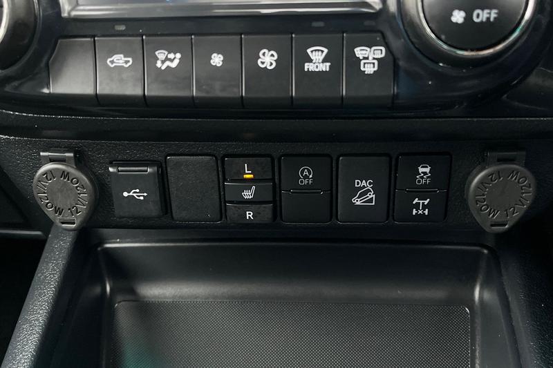 Used Toyota Hilux 2025 for sale - 77878277: Photo 27