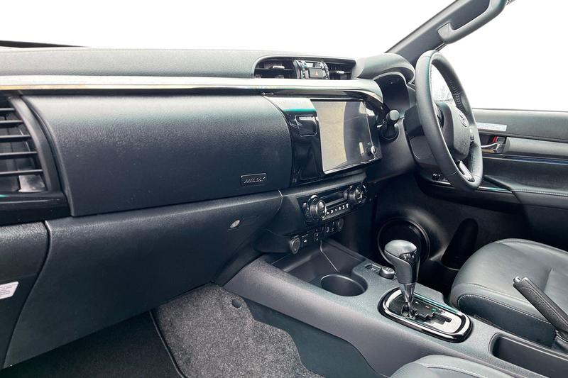 Used Toyota Hilux 2025 for sale - 77878277: Photo 3