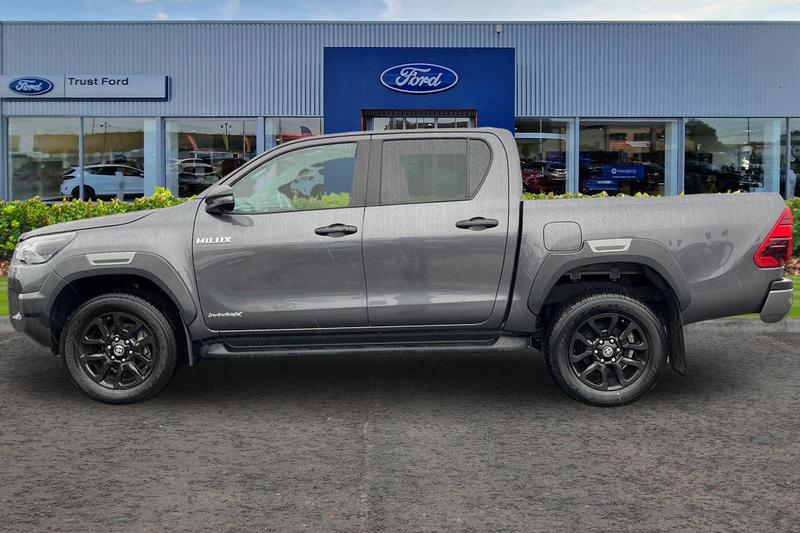 Used Toyota Hilux 2025 for sale - 77878277: Photo 5