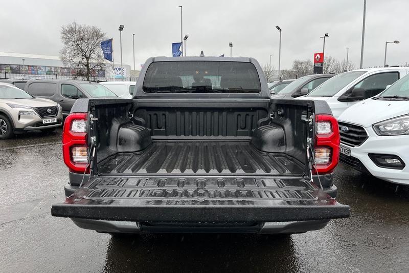 Used Toyota Hilux 2025 for sale - 77878277: Photo 6