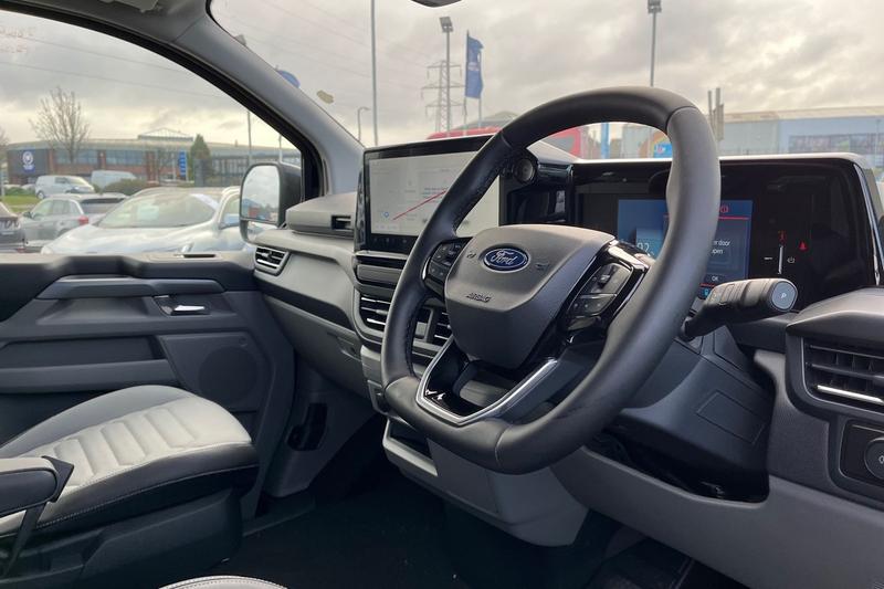 Used Ford Tourneo Custom 2025 for sale - 77286394: Photo 14