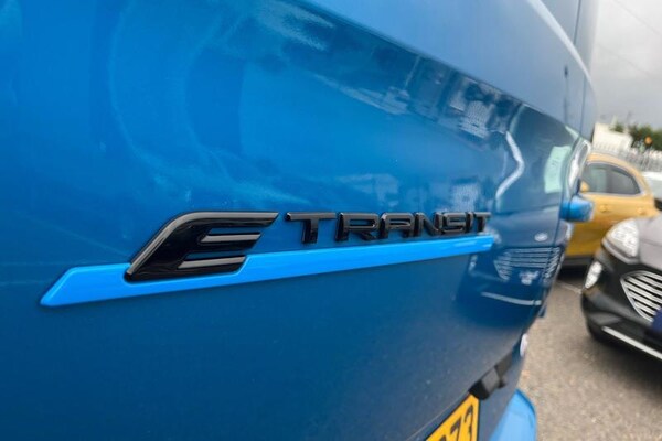 Used Ford E-Transit 2024 for sale - 73093873: Photo 20