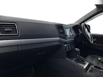 Used Volkswagen Amarok 2017 for sale - 76117535: Photo