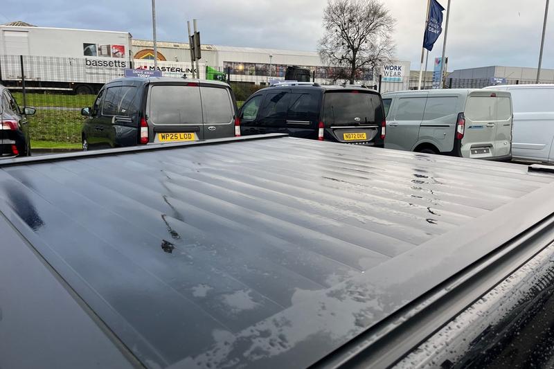 Used Toyota Hilux 2020 for sale - 77462570: Photo 4