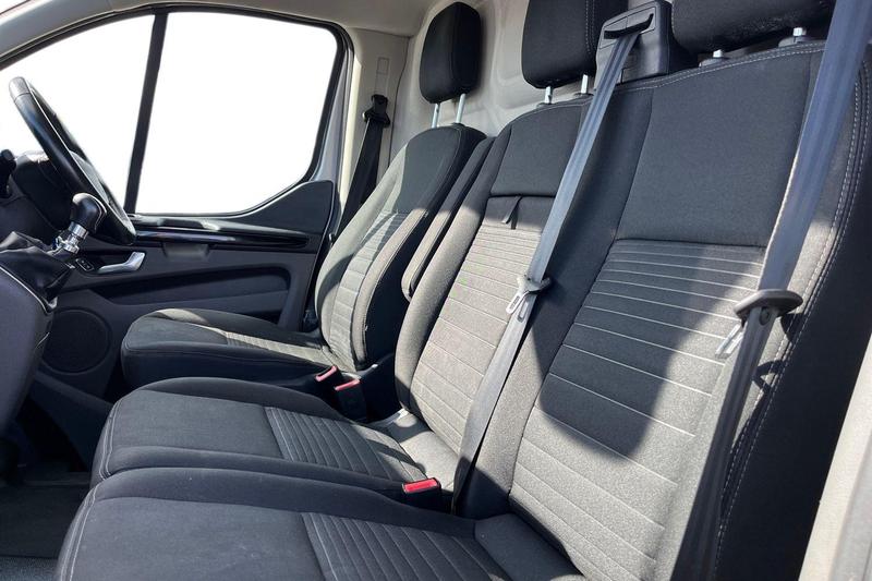 Used Ford Transit Custom 2022 for sale - 76037986: Photo 11