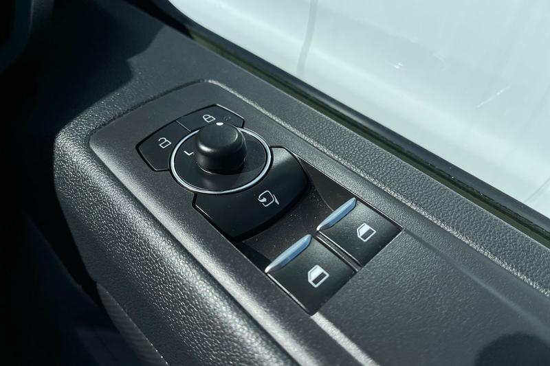 Used Ford Transit Custom 2024 for sale - 76344387: Photo 9