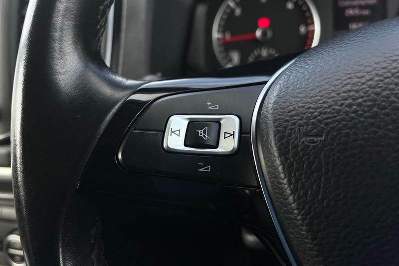 Used Volkswagen Amarok 2020 for sale - 77729501: Photo 21