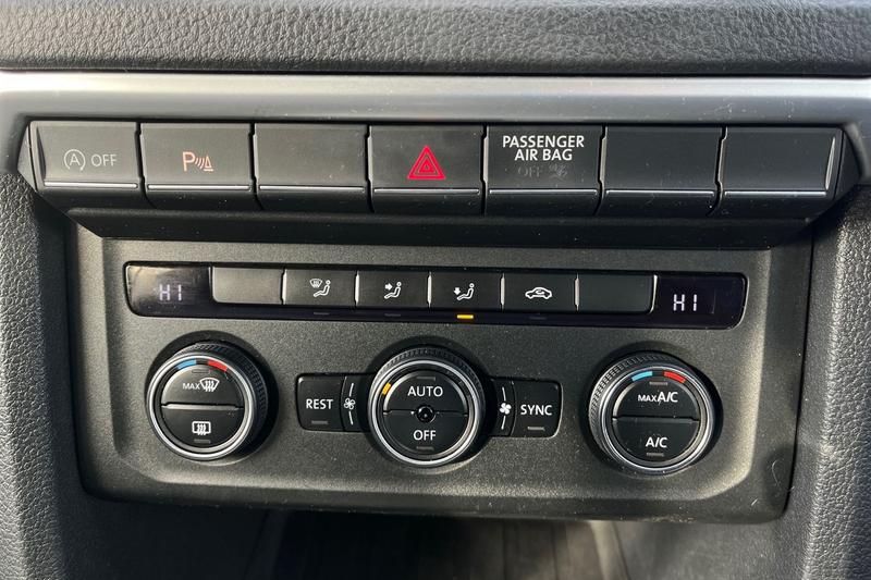 Used Volkswagen Amarok 2020 for sale - 77729501: Photo 25