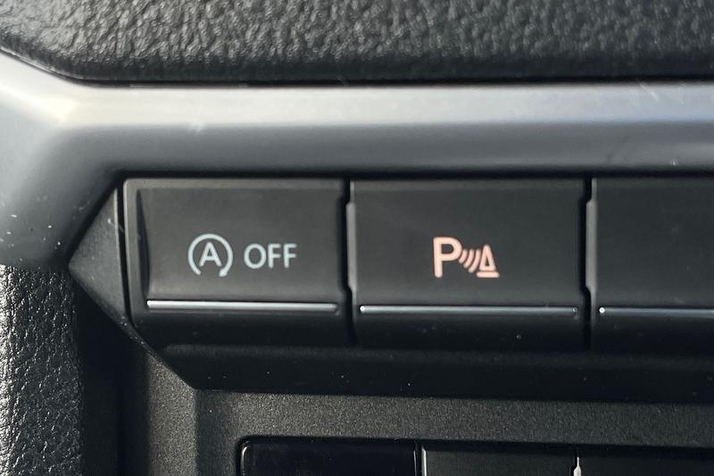 Used Volkswagen Amarok 2020 for sale - 77729501: Photo 32