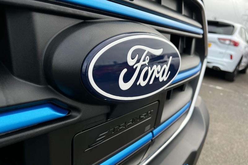 Used Ford E-Transit 2025 for sale - 76920051: Photo 20