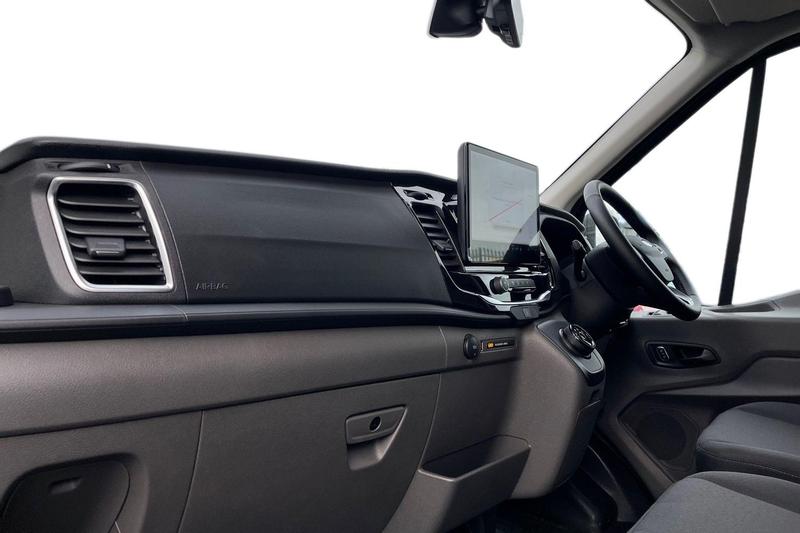 Used Ford E-Transit 2025 for sale - 76920051: Photo 4