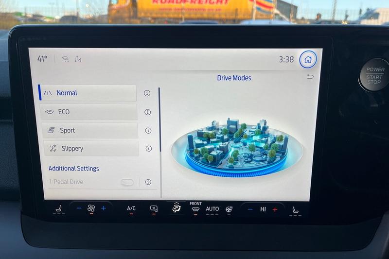 Used Ford E-Transit Courier 2025 for sale - 77211000: Photo 24