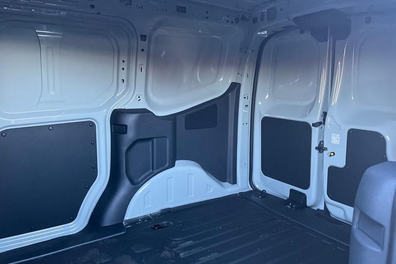 Used Ford E-Transit Courier 2025 for sale - 77211000: Photo 5