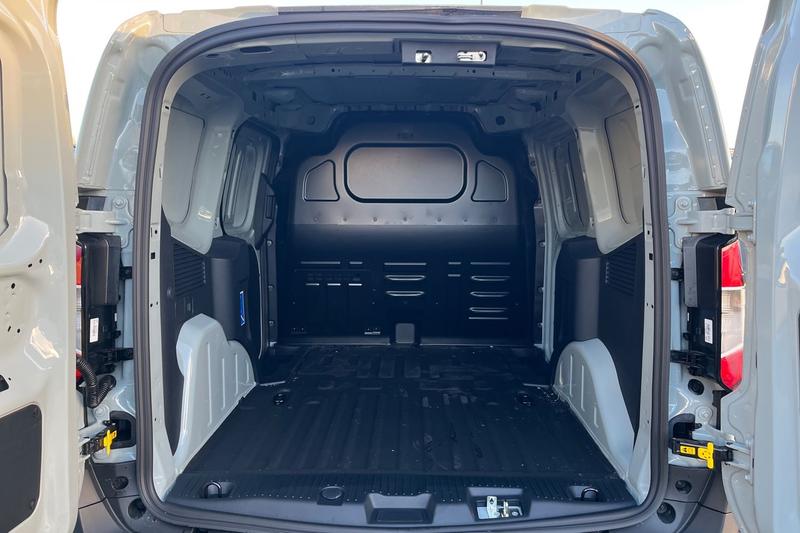 Used Ford E-Transit Courier 2025 for sale - 77211000: Photo 7
