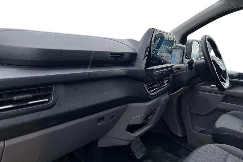 Used Ford Transit Custom 2024 for sale - 77679450: Photo 3