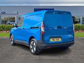 Used Ford Transit Courier 2025 for sale - 79063440: Photo