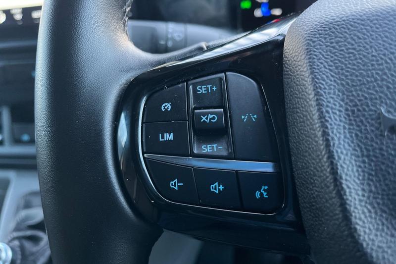 Used Ford Transit Custom 2024 for sale - 76557382: Photo 17