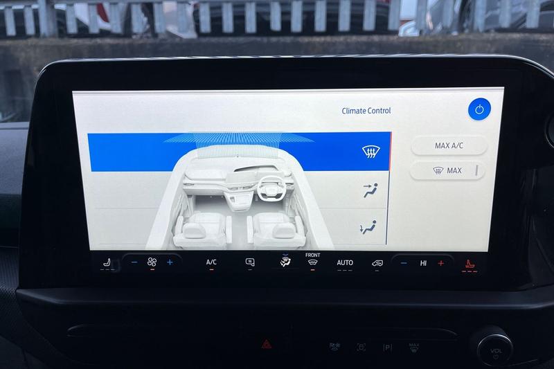 Used Ford Transit Custom 2024 for sale - 76557382: Photo 22