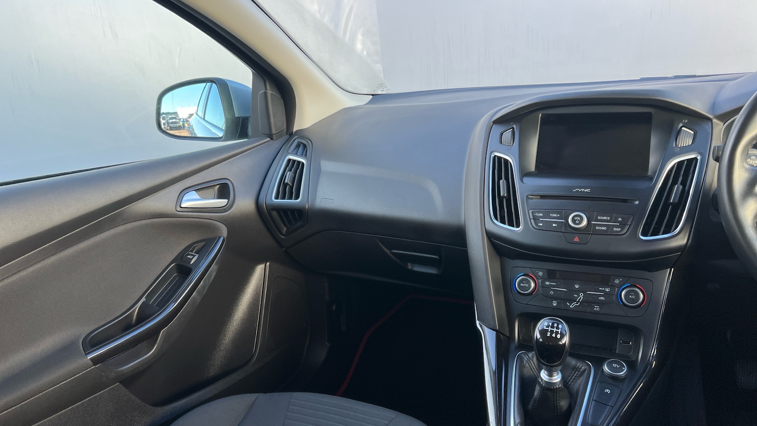 Used Ford Focus 2016 for sale - 76598857: Photo 14