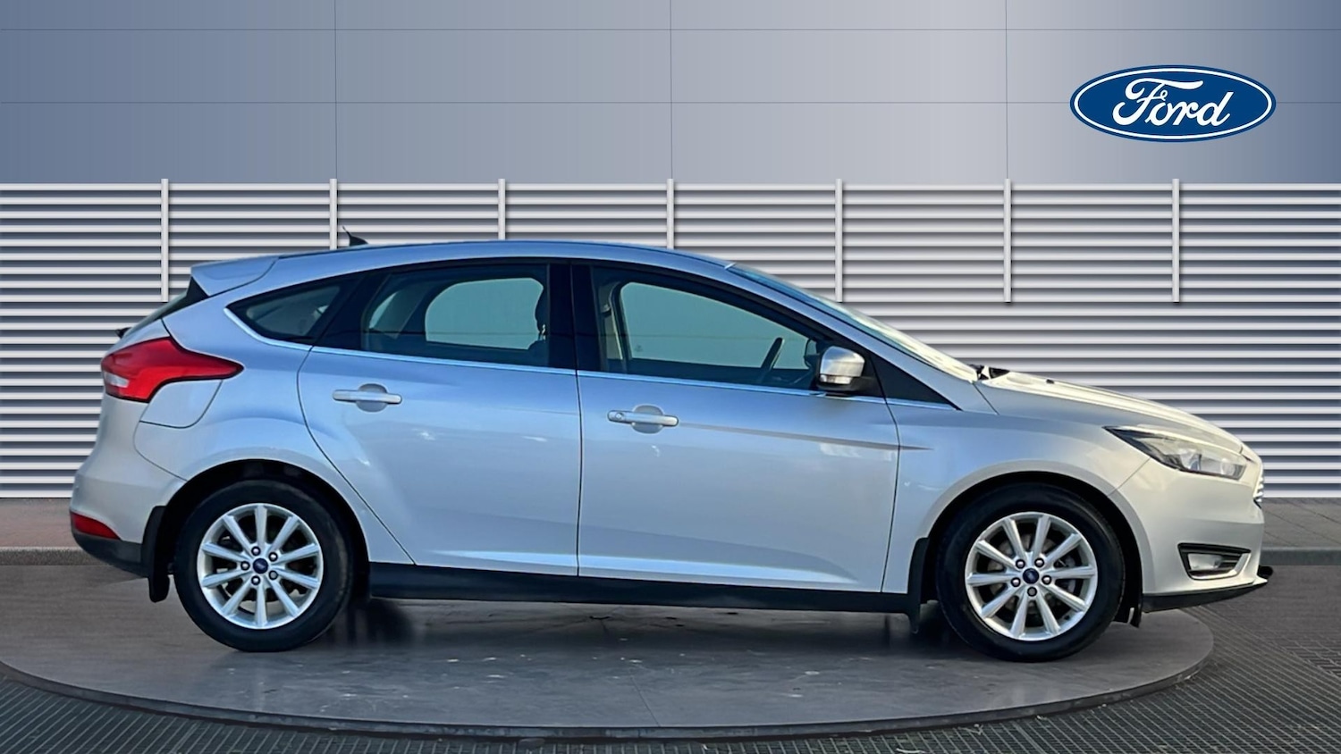 Used Ford Focus 2016 for sale - 76598857: Photo 5