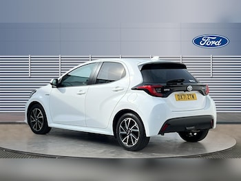 Used Toyota Yaris 2021 for sale - 77931569: Photo