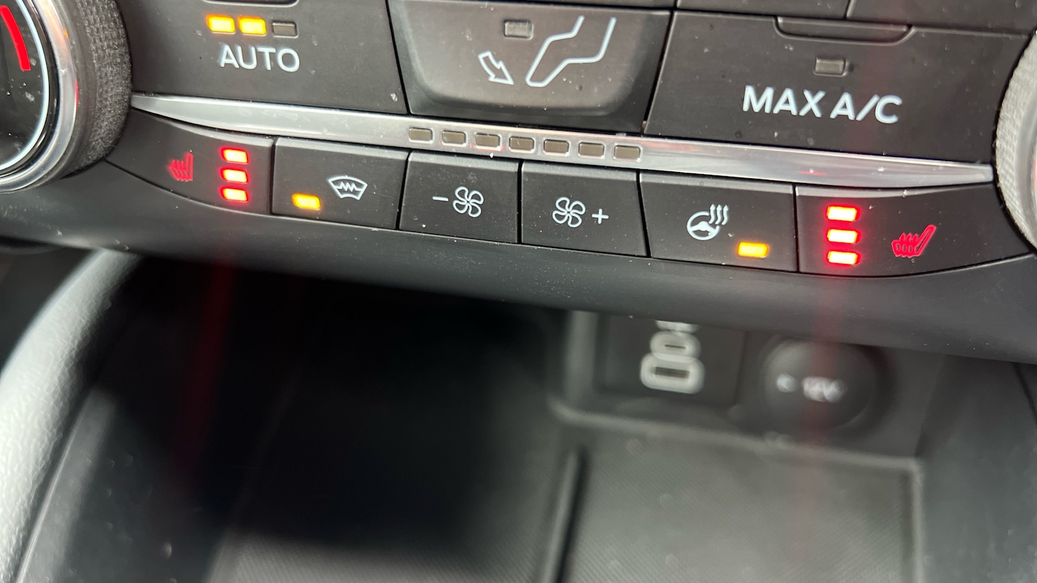 Used Ford Kuga 2022 for sale - 78098001: Photo 28