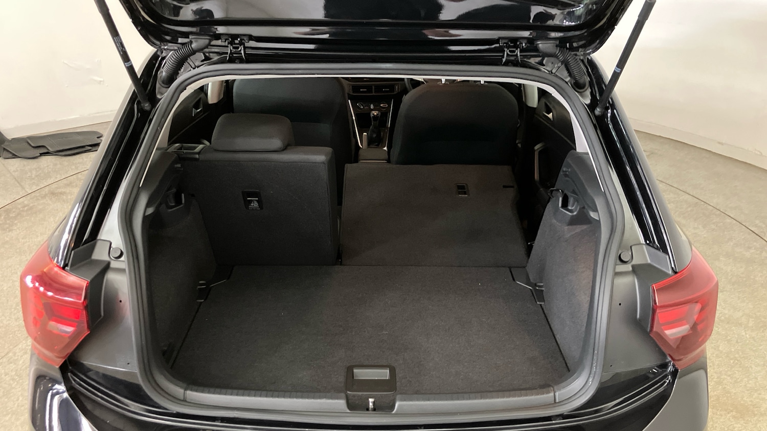 Used Volkswagen Polo 2021 for sale - 76181885: Photo 34