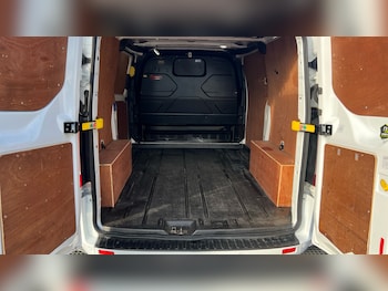 Used Ford Transit Custom 2018 for sale - 76115801: Photo 4